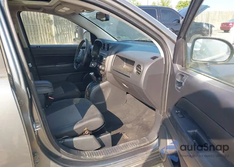 2011 Jeep Compass Sport z USA, uszkodzony, nr VIN 1J4NF1FB3BD202288